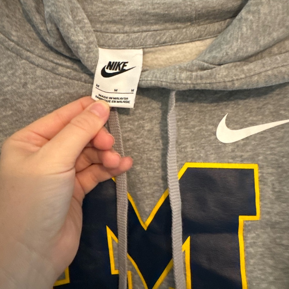 Grey University of Michigan Sweatshirt Bundle
